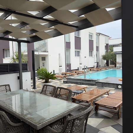 Apartments Laura 1 Privlaka  Bagian luar foto