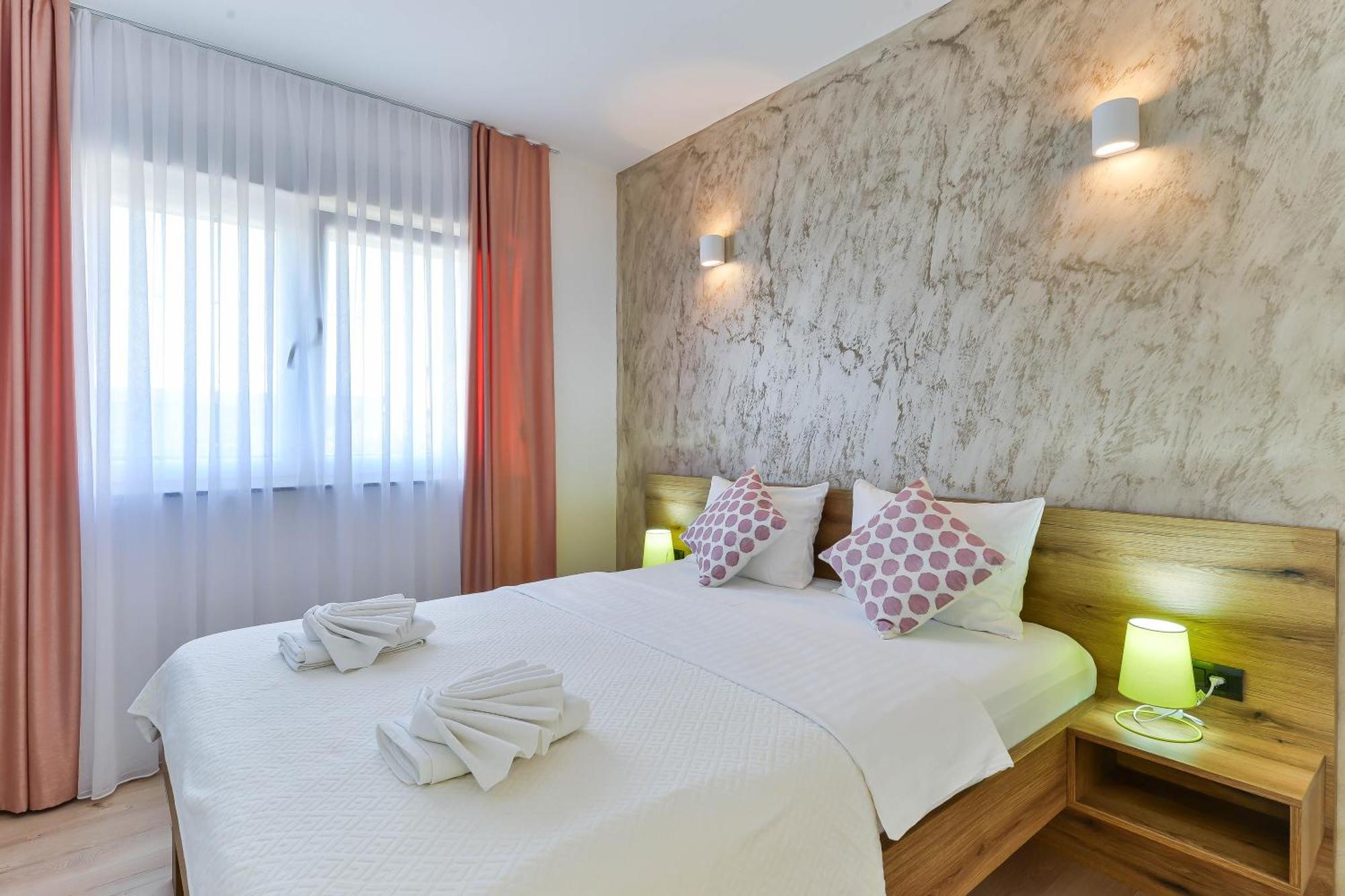 Apartments Laura 1 Privlaka  Bagian luar foto