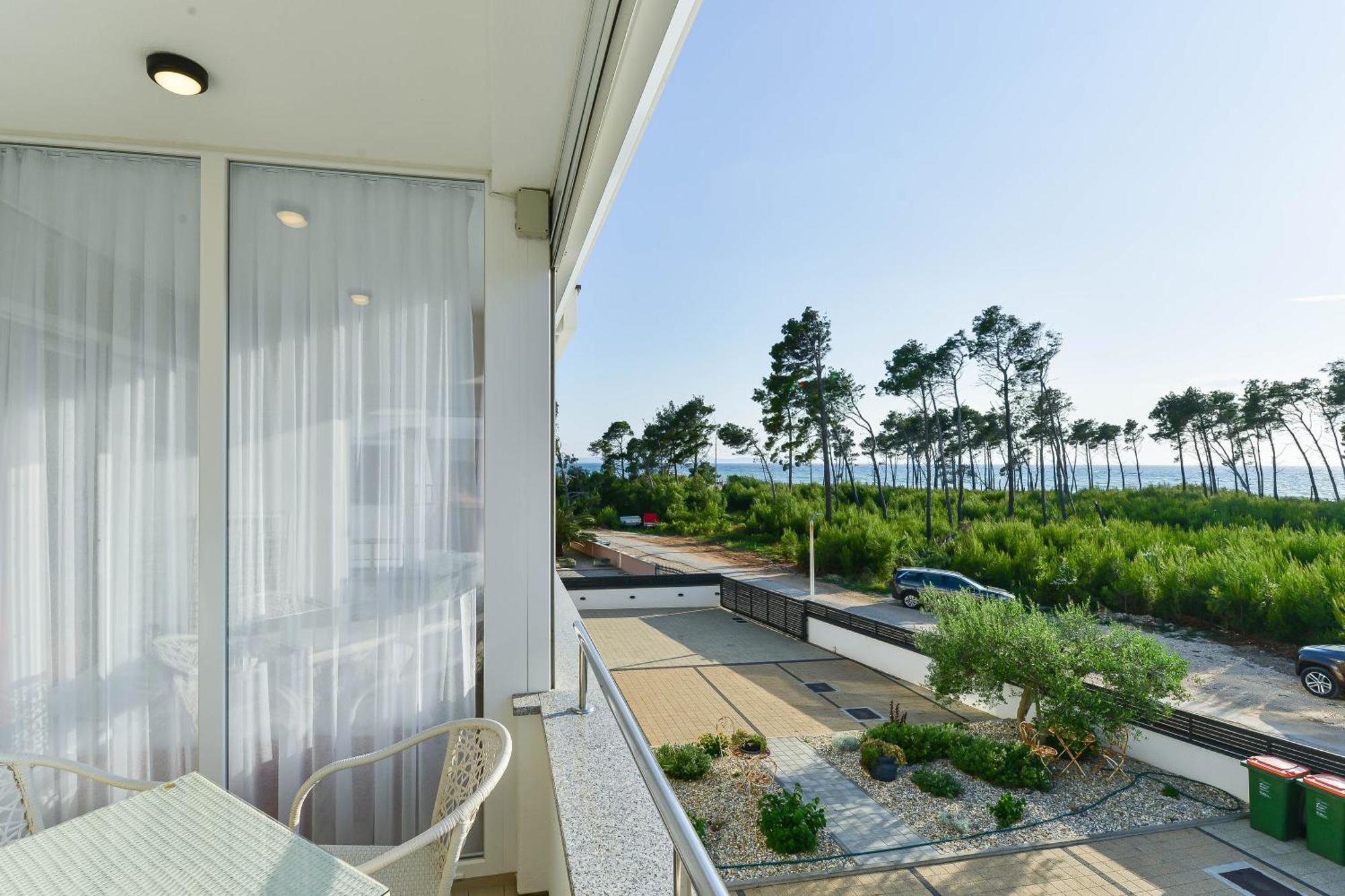 Apartments Laura 1 Privlaka  Bagian luar foto