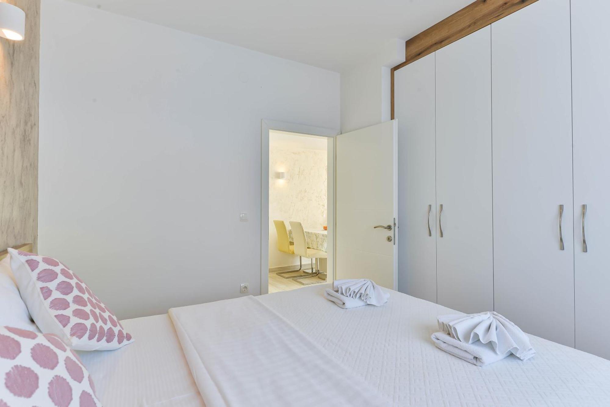 Apartments Laura 1 Privlaka  Bagian luar foto