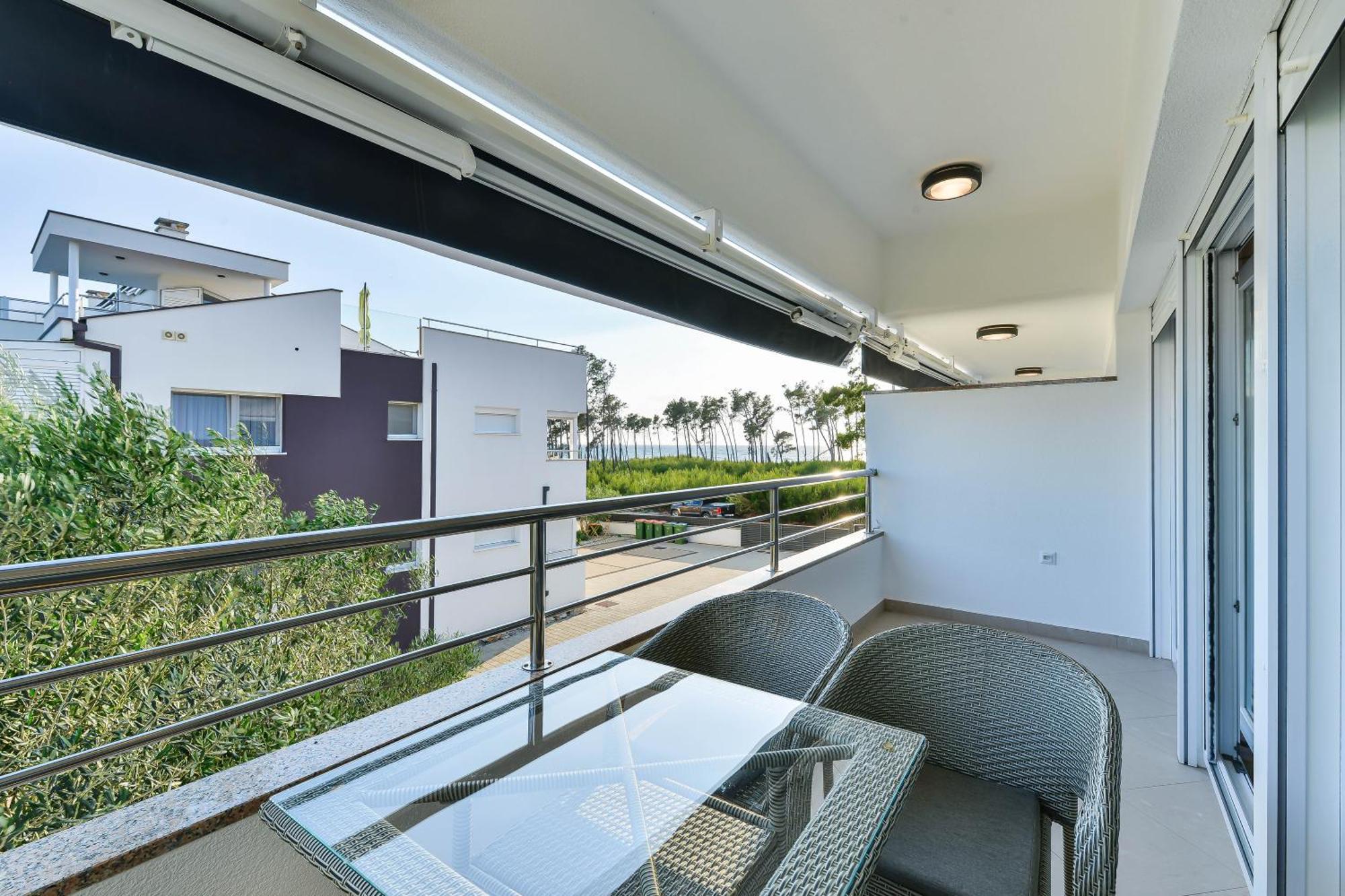 Apartments Laura 1 Privlaka  Bagian luar foto