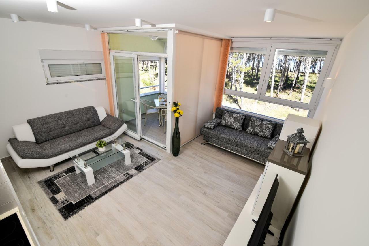 Apartments Laura 1 Privlaka  Bagian luar foto